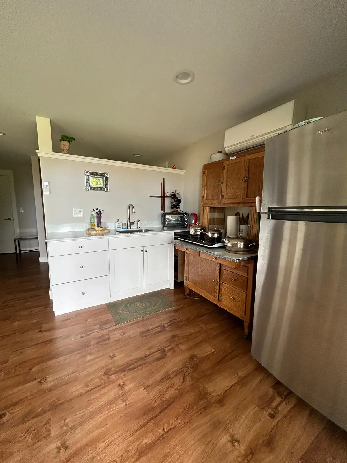 Kitchen, ready for the day
